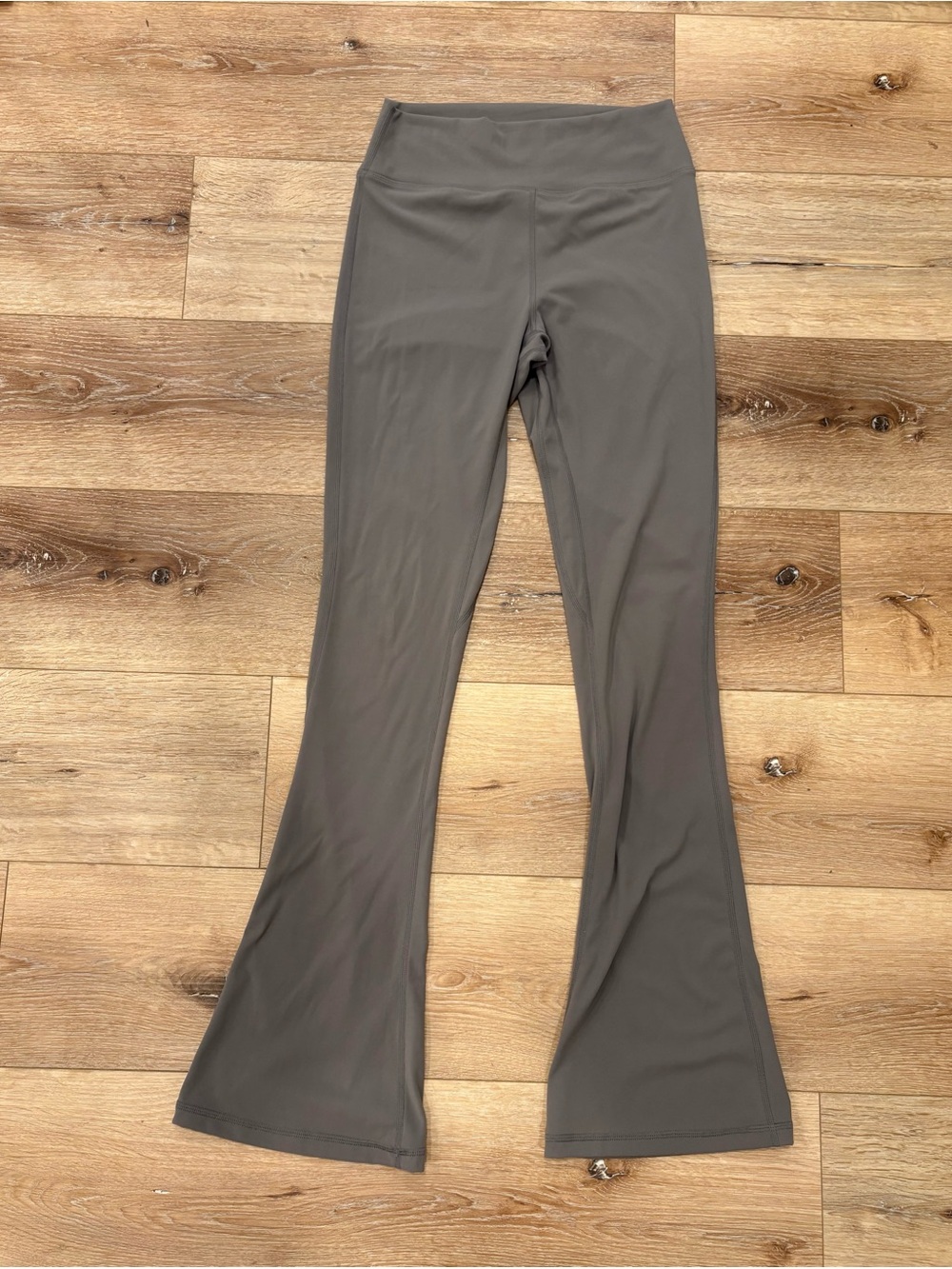 Soft Sunszel High-Waist Flare Yoga Pants in Taupe-S